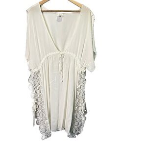 BECCA White Crochet Cover-Up, Size XS